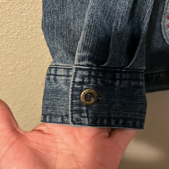 Alfred Dunner women’s embroidered jean jacket - Picture 5 of 7